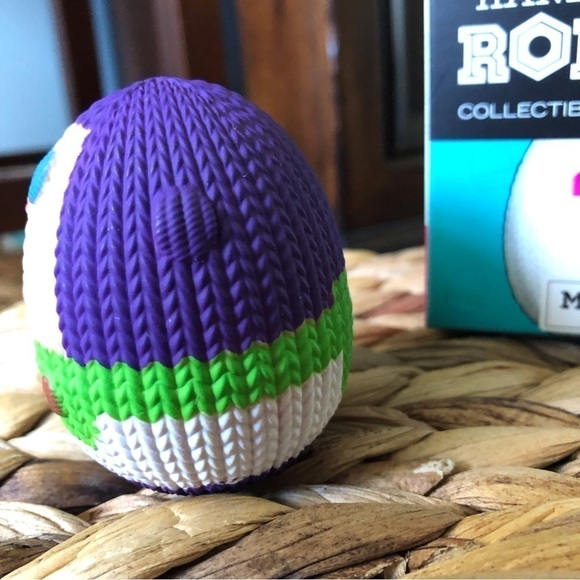 Handmade by Robots: Collectible Mystery Egg: Disney: Tory Story: Buzz Lightyear - Picture 2 of 5